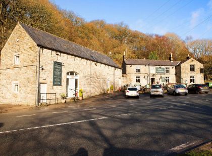 The Ladybower Inn