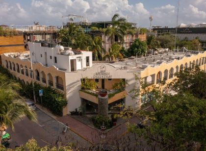 Hacienda Paradise Hotel