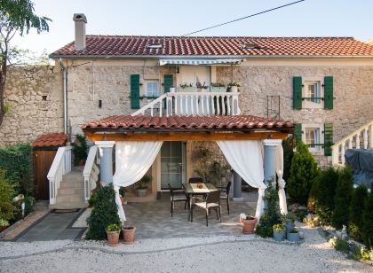 Apartment Kameni Dvori