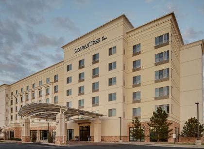 DoubleTree by Hilton Denver International Airport