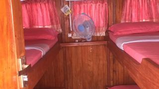 komodo-cruise-boat