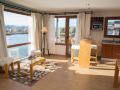 blue-parts-lagoon-suite