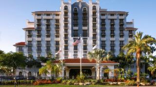 embassy-suites-by-hilton-fort-lauderdale-17th-street