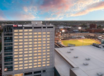 Hilton Garden Inn Toledo Downtown