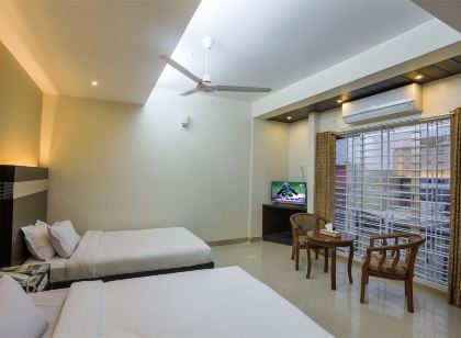 Hotel Holy Gate