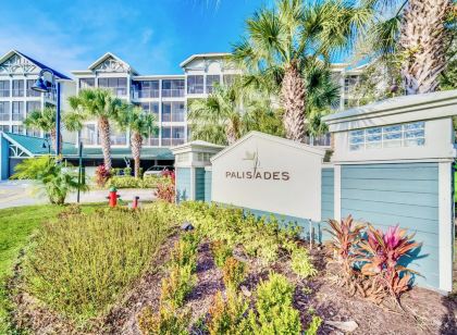 Spacious 3Br Near Disney - Pool and Hot Tub!