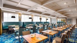 moxy-aberdeen-airport