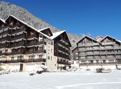 Les Balcons du Savoy