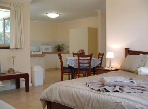 The Nosh & Nod - Avon Terrace