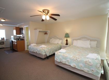 Fin 'n Feather Waterside Inn by Kees Vacations