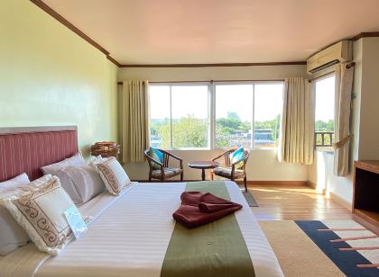 Thipurai Beach Hotel