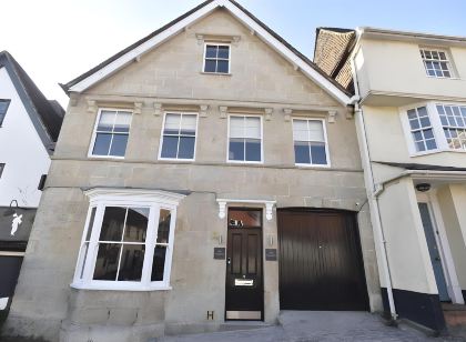 The Kingsbury 7Even 8Ight