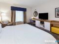 hampton-inn-and-suites-morgantown-university-town-centre