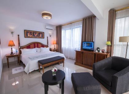 Palms Hotel