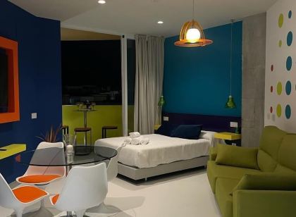 Lahola Glam Suites