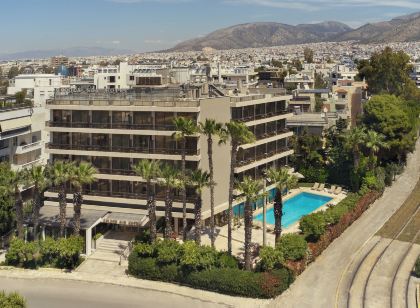 Golden Sun Hotel