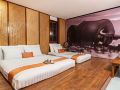 dang-derm-hotel-bangkok