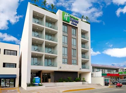 Holiday Inn Express & Suites Playa Del Carmen