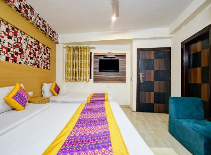 Hotel Classic Park Near IGI Airport