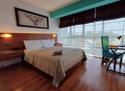 Hotel Vila Santa