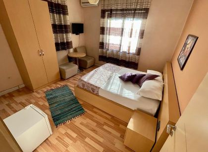 Algo Hotel