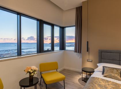 Seascape Luxury Rooms