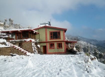 Panchachuli House