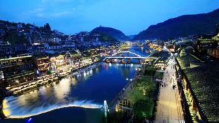 qianxun-yunjing-zen-river-view-hotel