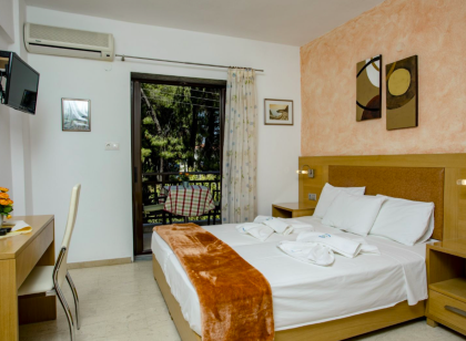 Maik Apartments - Elegant and Spacious Apartment by the Sea