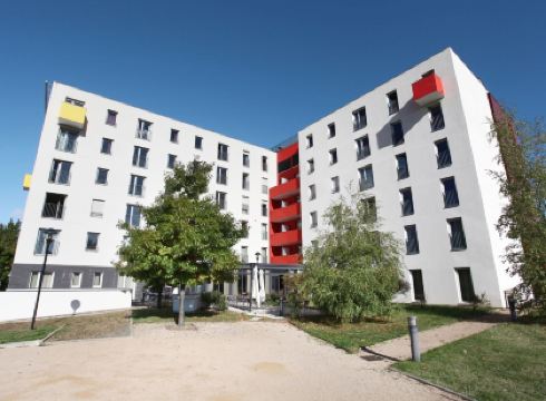 Appart'hôtel Odalys City - Bioparc Lyon Est