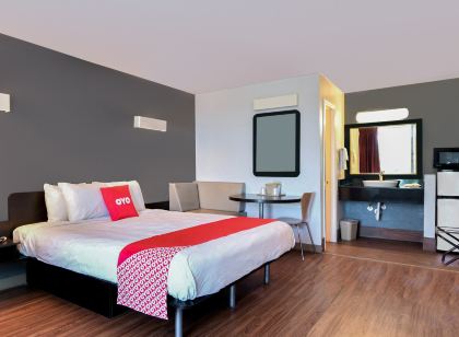 OYO Hotel Valdosta GA I-75