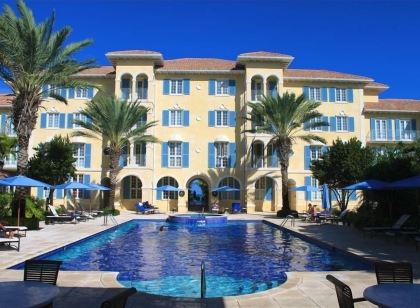 SPECIAL DISCOUNTED RATE!- Magical Oceanfront Holiday - Grace Bay Beach 1/2 bed
