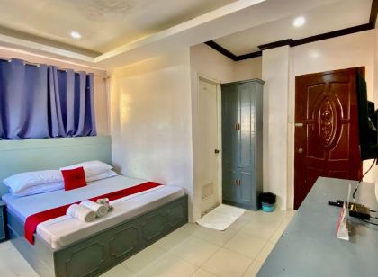 RedDoorz @ Greenview Hotel and Restobar Masbate