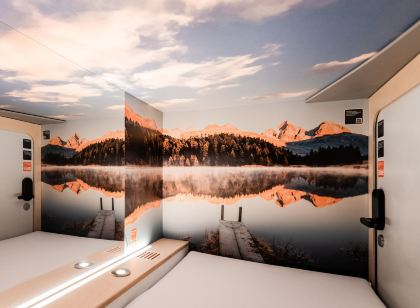 Capsule Hotel - Zurich Airport