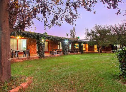 Airport Bird & Game Lodge