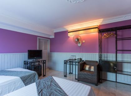 Le Tigre Hotel