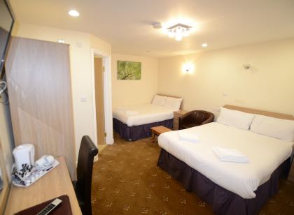 Cranbrook Hotel