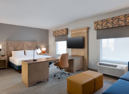 Hampton Inn & Suites Dodge City