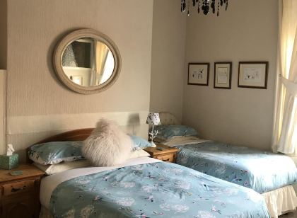 Albemarle Hotel