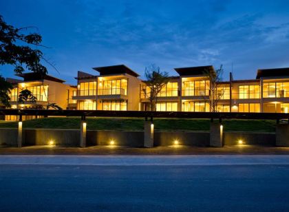 Palm Crescent Hua Hin