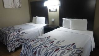 red-roof-inn-atlanta-airport-ne-conley