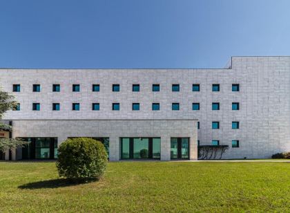 都市快捷桑坦德帕拉亞思飯店