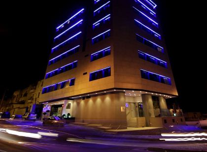 Lamaraz Hotels