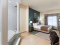 wingate-by-wyndham-schaumburg-convention-center