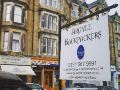 argyle-backpackers