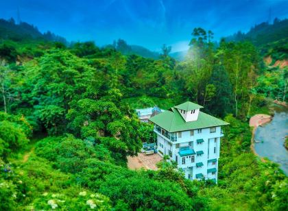 Hotel Emerald Inn