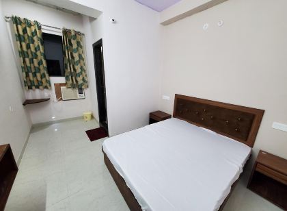 Tirupati Hotel and Banquets