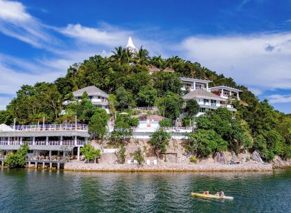 Pearl Bay Villas