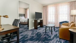 fairfield-inn-and-suites-by-marriott-atlanta-downtown