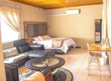 Kololo at 399 Guesthouse & Conference